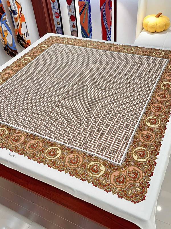 Loro Piana Scarf LPC00060 Loro Piana Scarf LPC00060